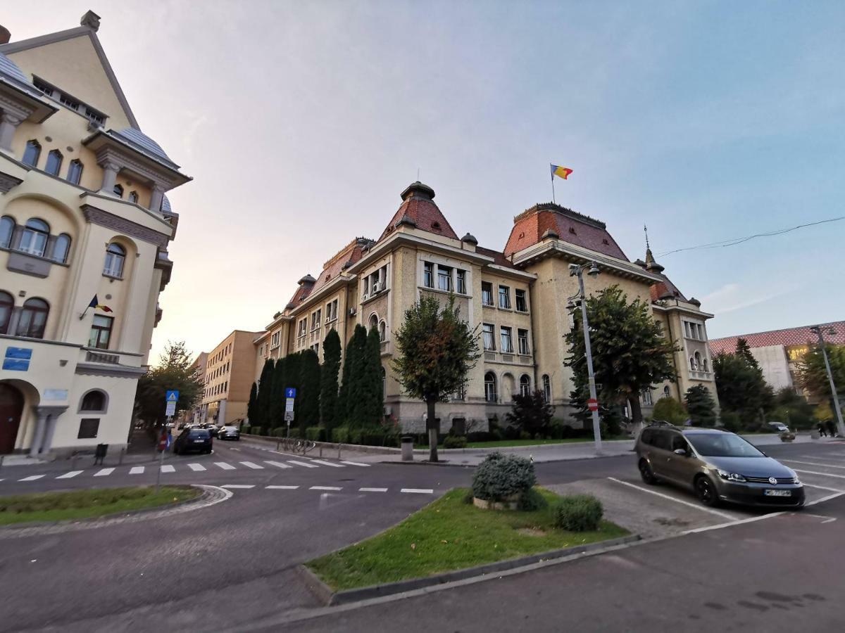 Youth Central Apartment Târgu-Mureş المظهر الخارجي الصورة